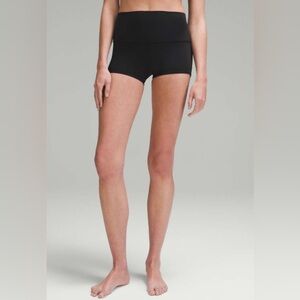 NWT Lululemon Align High Rise Short 2” Black Women’s Shorts Size 8